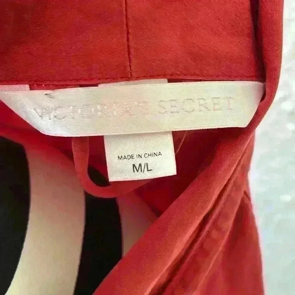 100% silk, red Victoria Secret robe; size M/L - Picture 5 of 7
